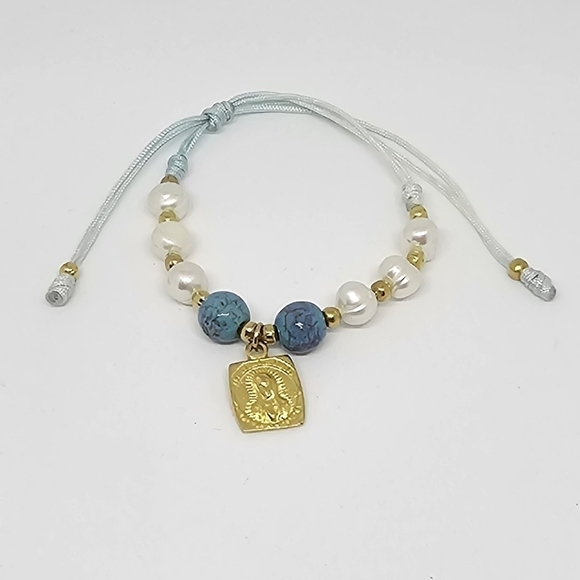 Our Lady Charm Bracelet - Picture 3 of 3